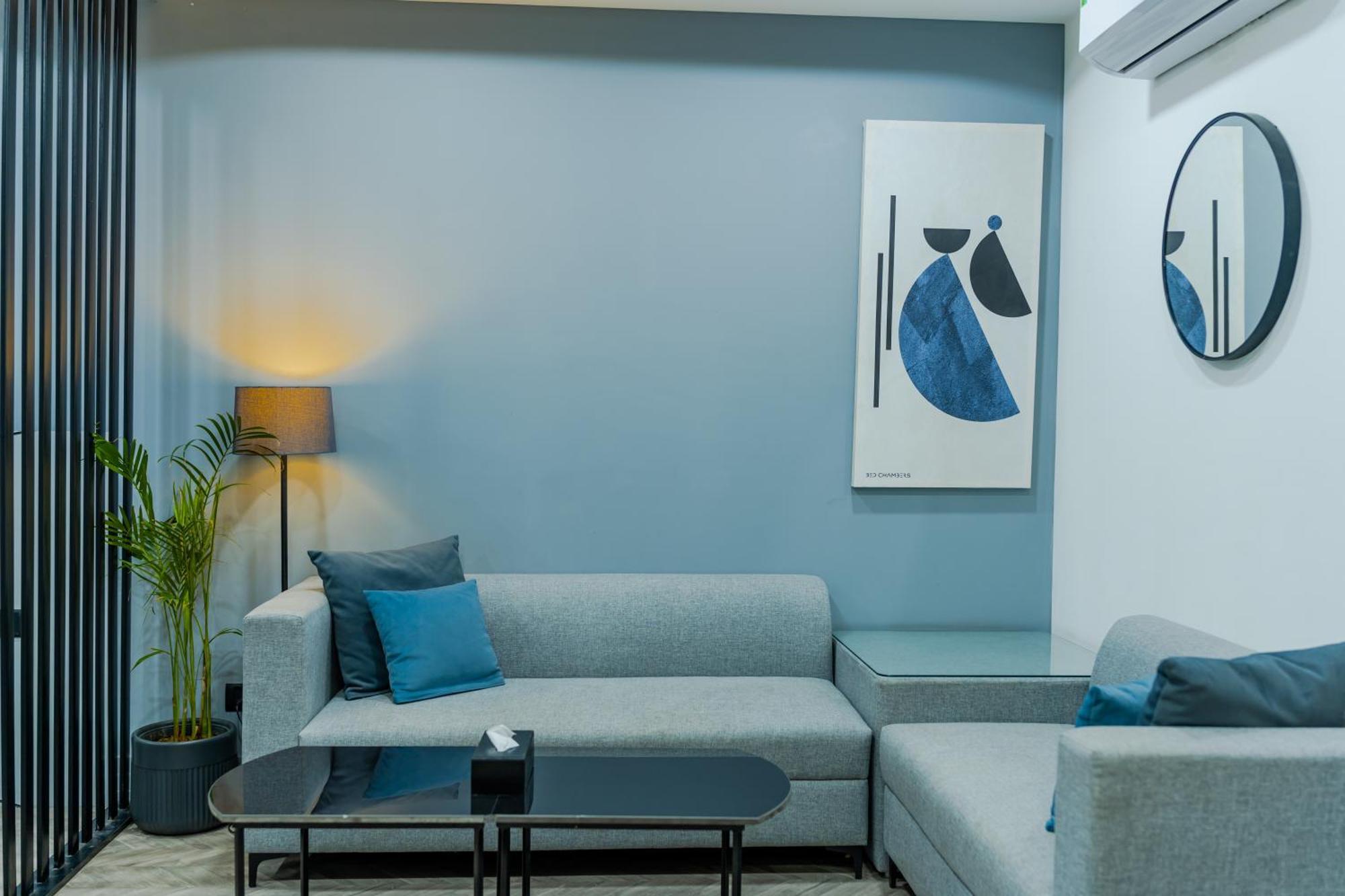 Bedchambers Luxury Apartment Near Golf Course Road Гургаон Экстерьер фото