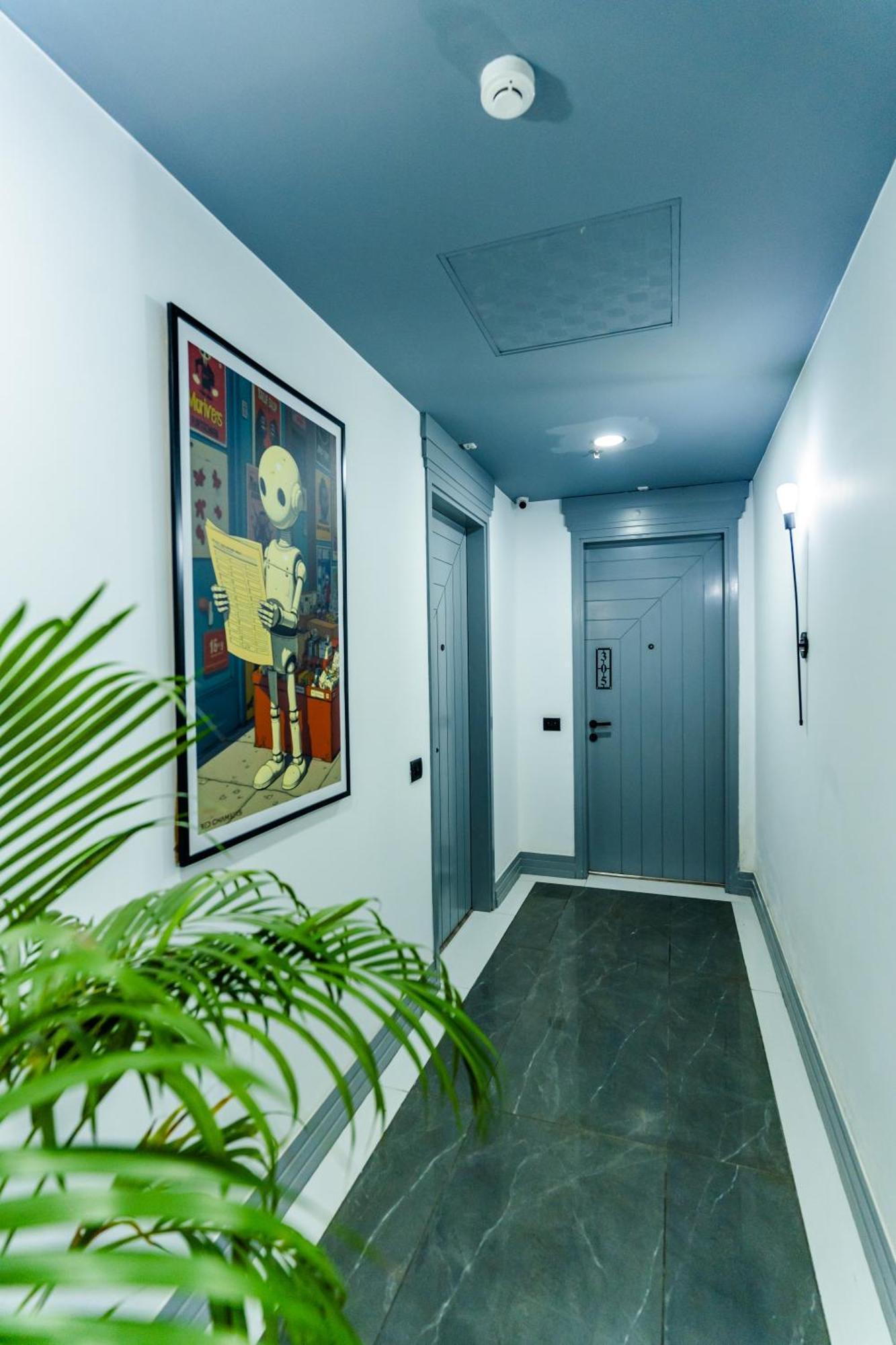 Bedchambers Luxury Apartment Near Golf Course Road Гургаон Экстерьер фото